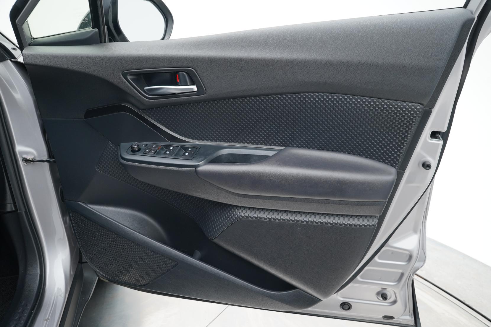 Toyota C-HR 1.8 Hybrid S