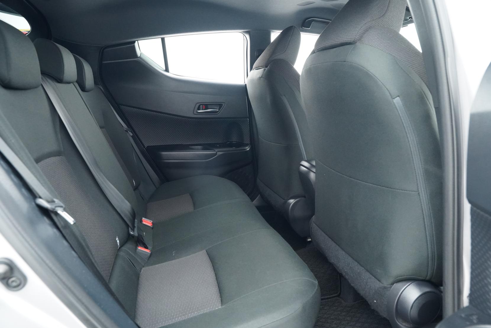 Toyota C-HR 1.8 Hybrid S