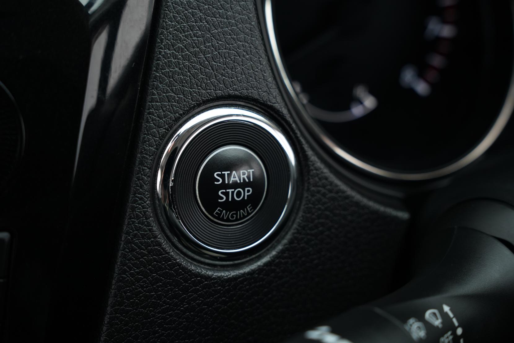 Nissan X-TRAIL 2.0 20X 4WD 5 Seater