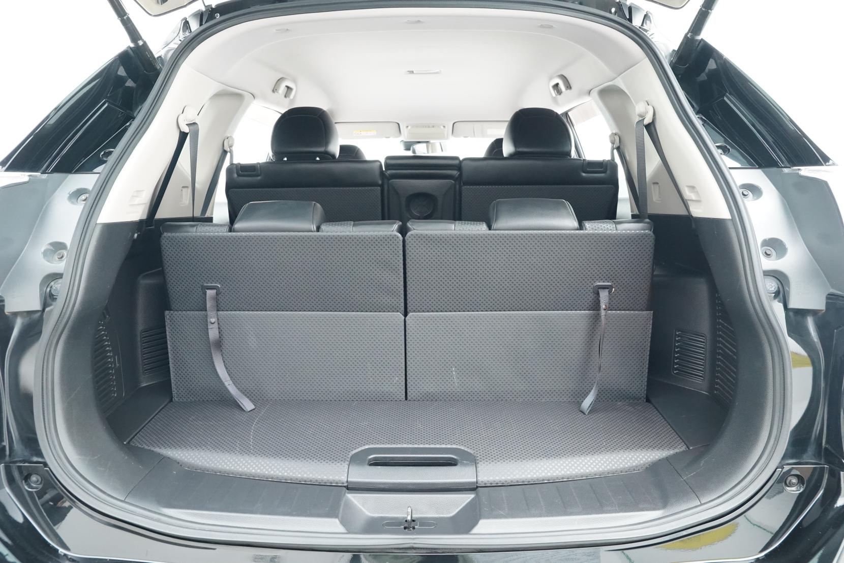 Nissan X-TRAIL 2.0 20X 4WD 5 Seater