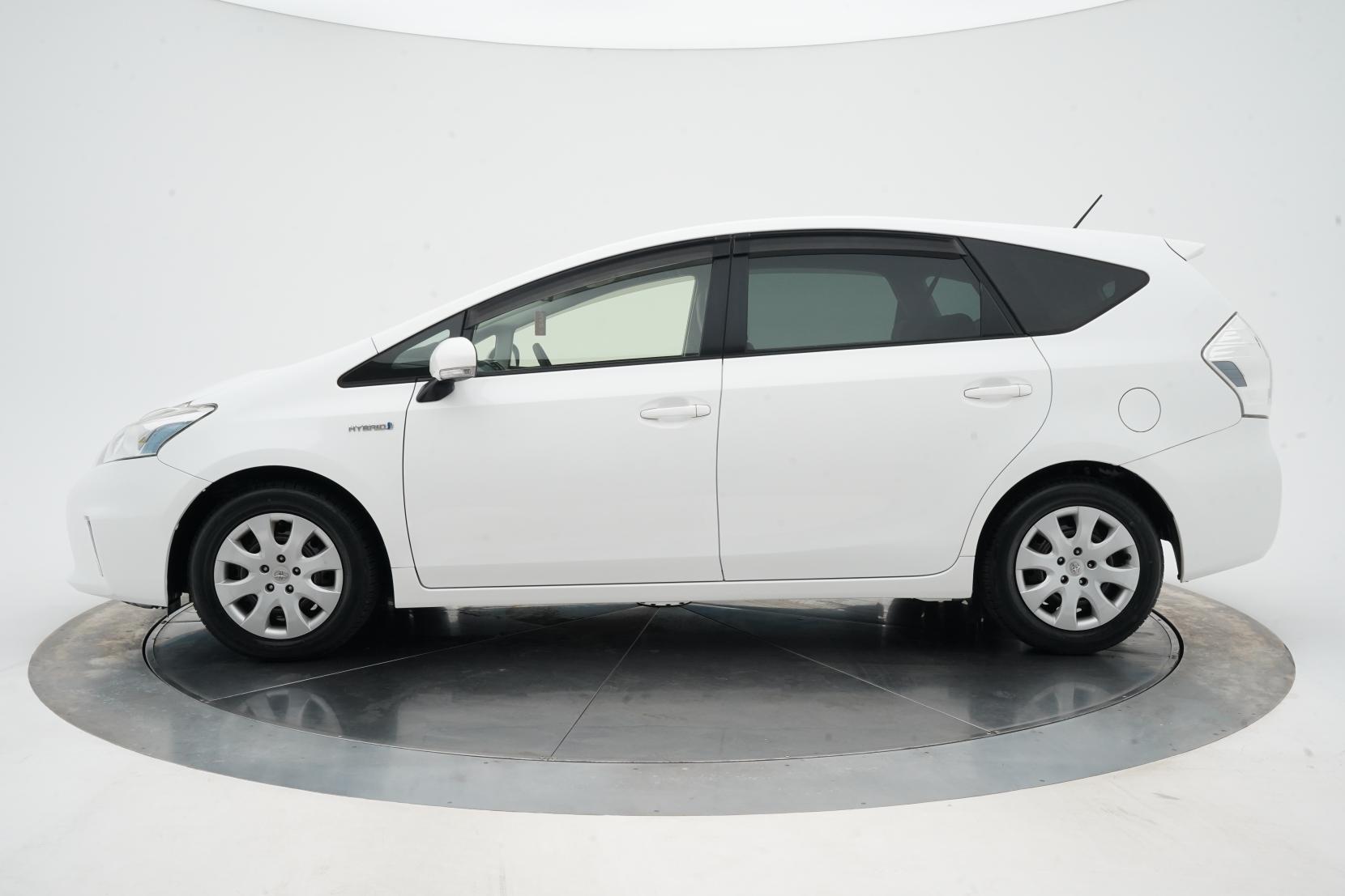 Toyota Prius 1.8 ALPHA S L SELECTION