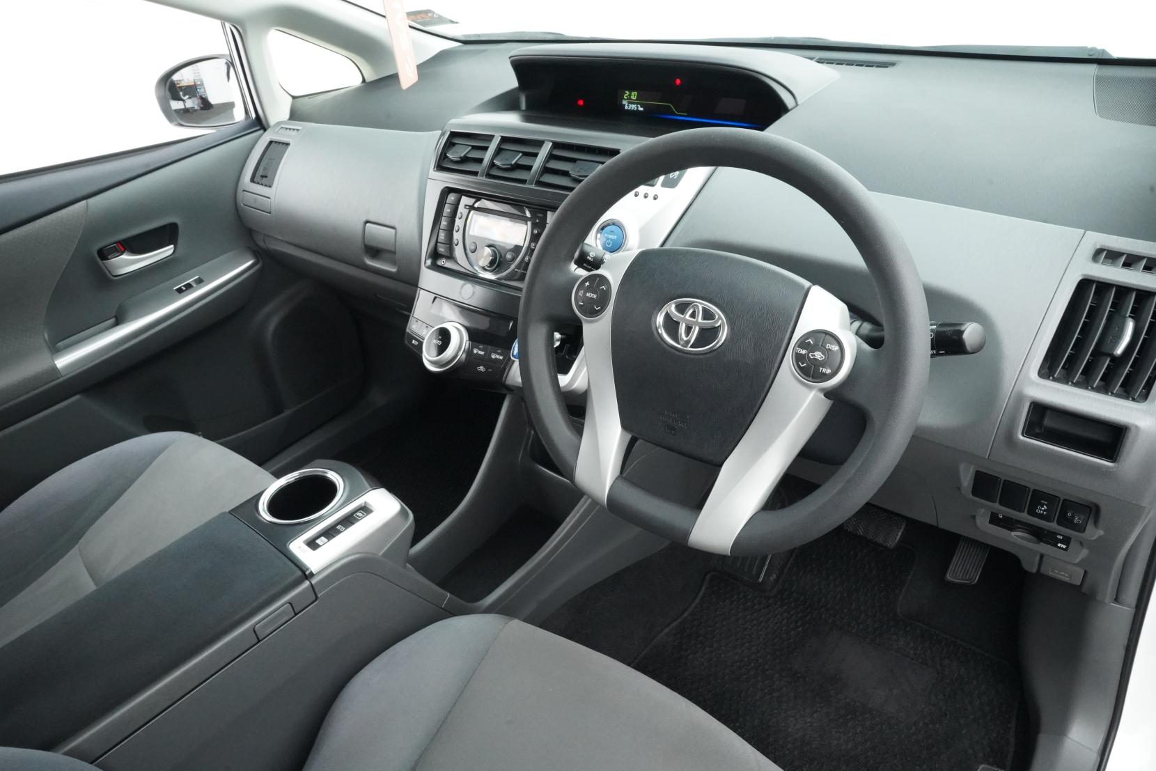 Toyota Prius 1.8 ALPHA S L SELECTION