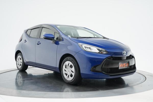 Toyota Aqua 1.5 Hybrid X