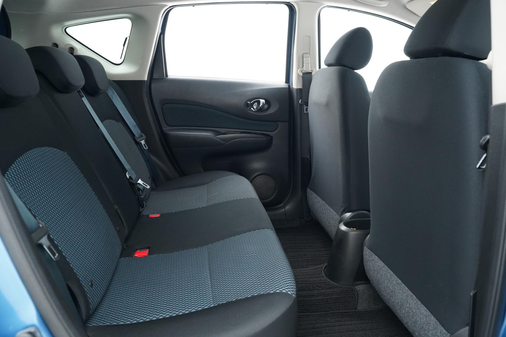 Nissan Note (2004–present) 1.2 DIG-S V SELECTION