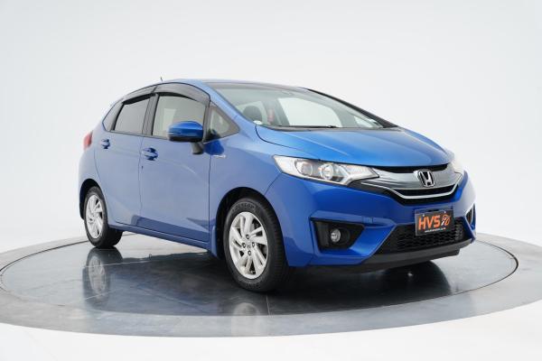 Honda Fit 1.5 Hybrid L PACKAGE
