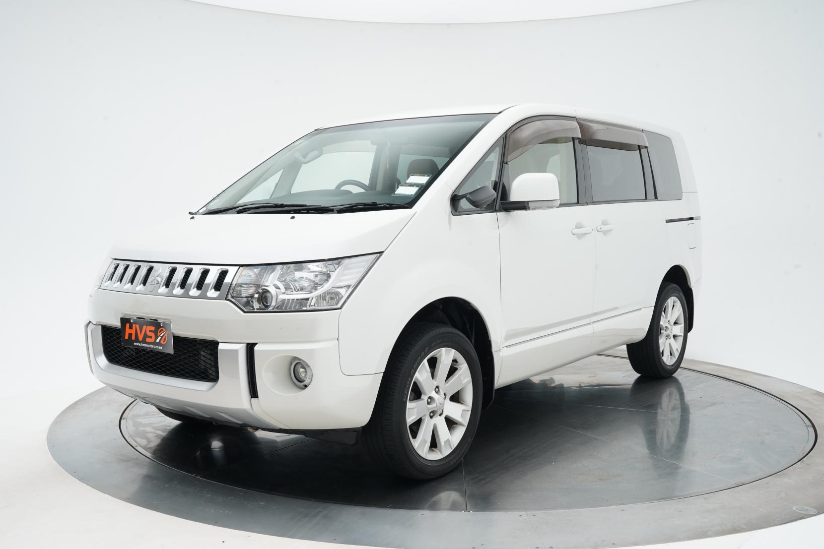 Mitsubishi Delica (1968–present) 2.2 D:5 4WD D POWER PACKAGE