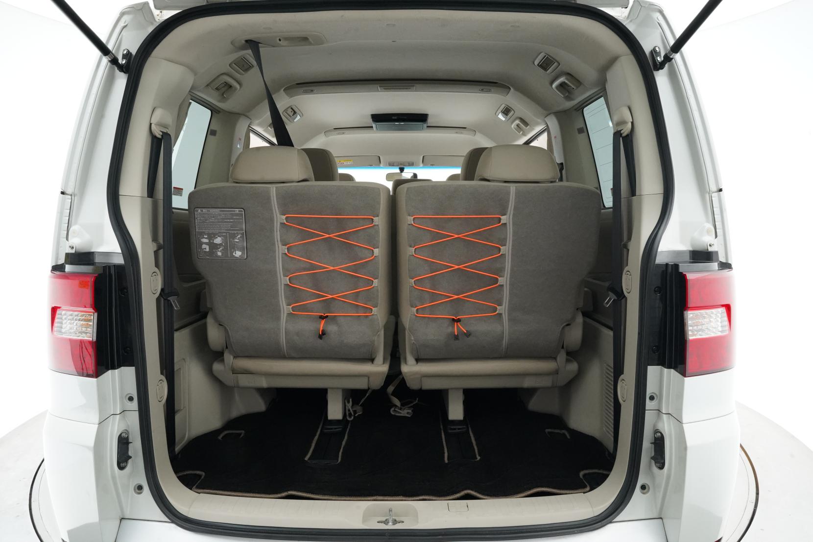 Mitsubishi Delica (1968–present) 2.2 D:5 4WD D POWER PACKAGE