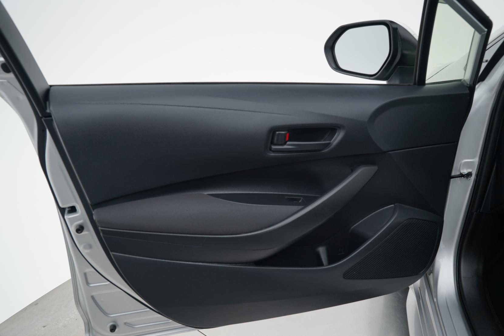 Toyota Corolla 1.8 TOURING HYBRID G-X