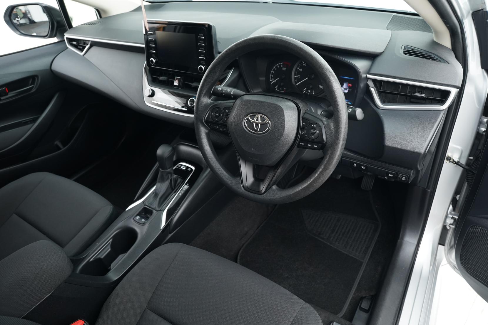 Toyota Corolla 1.8 TOURING HYBRID G-X