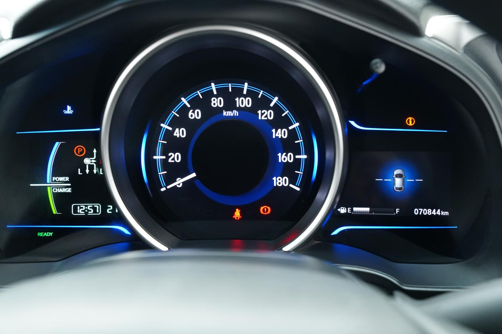 Honda Fit 1.5 HYBRID F PACKAGE