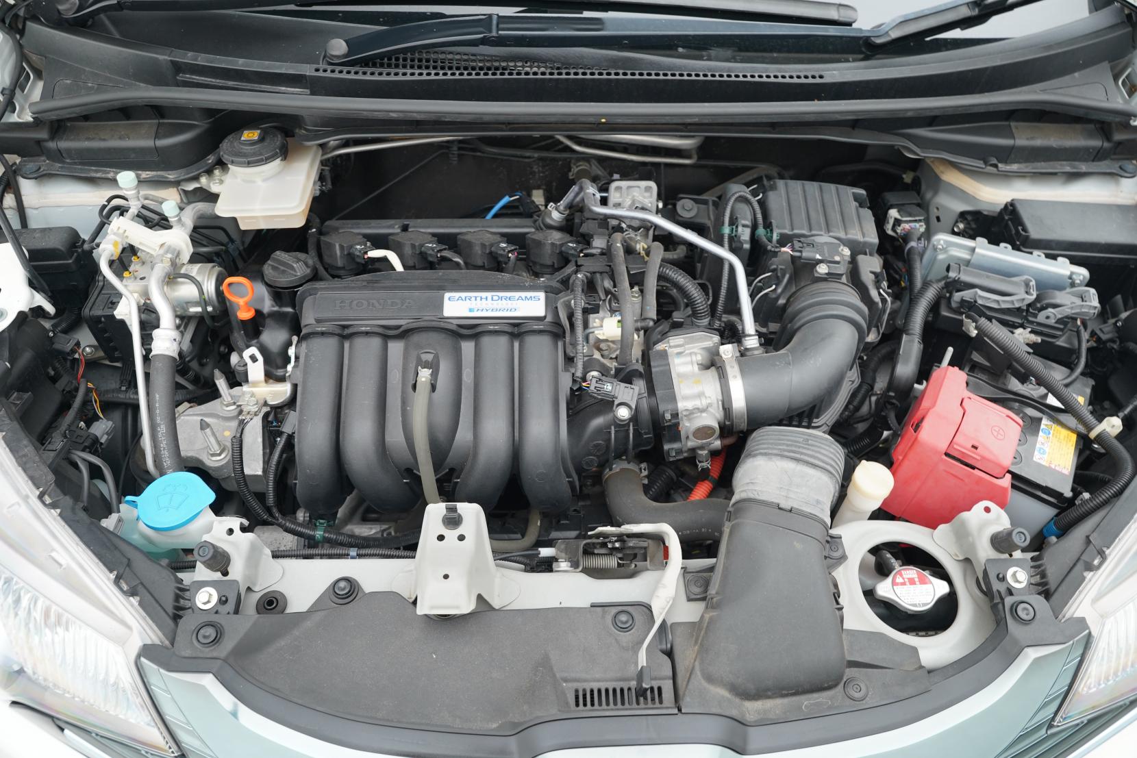 Honda Fit 1.5 HYBRID F PACKAGE