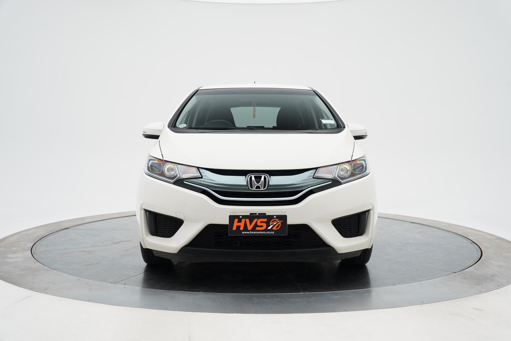 Honda Fit 1.5 HYBRID F PACKAGE