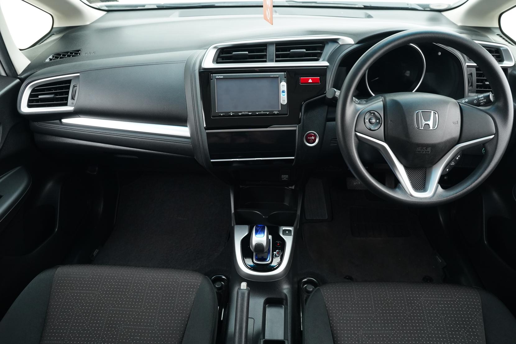 Honda Fit 1.5 HYBRID F PACKAGE