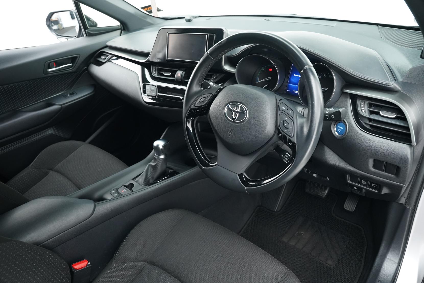 Toyota C-HR HYBRID S LED EDITION