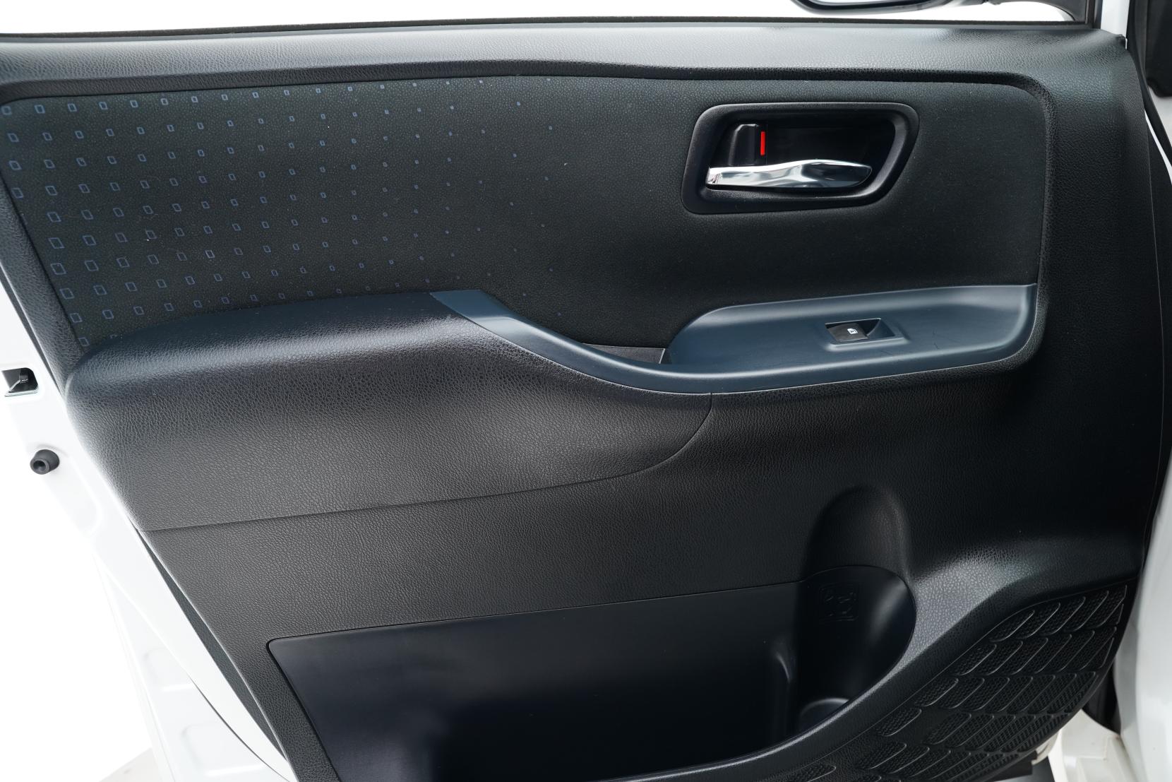 Toyota Noah 1.8 HYBRID G