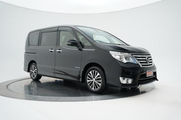Nissan Serena (1991 – present) Hybrid HighwayStar G