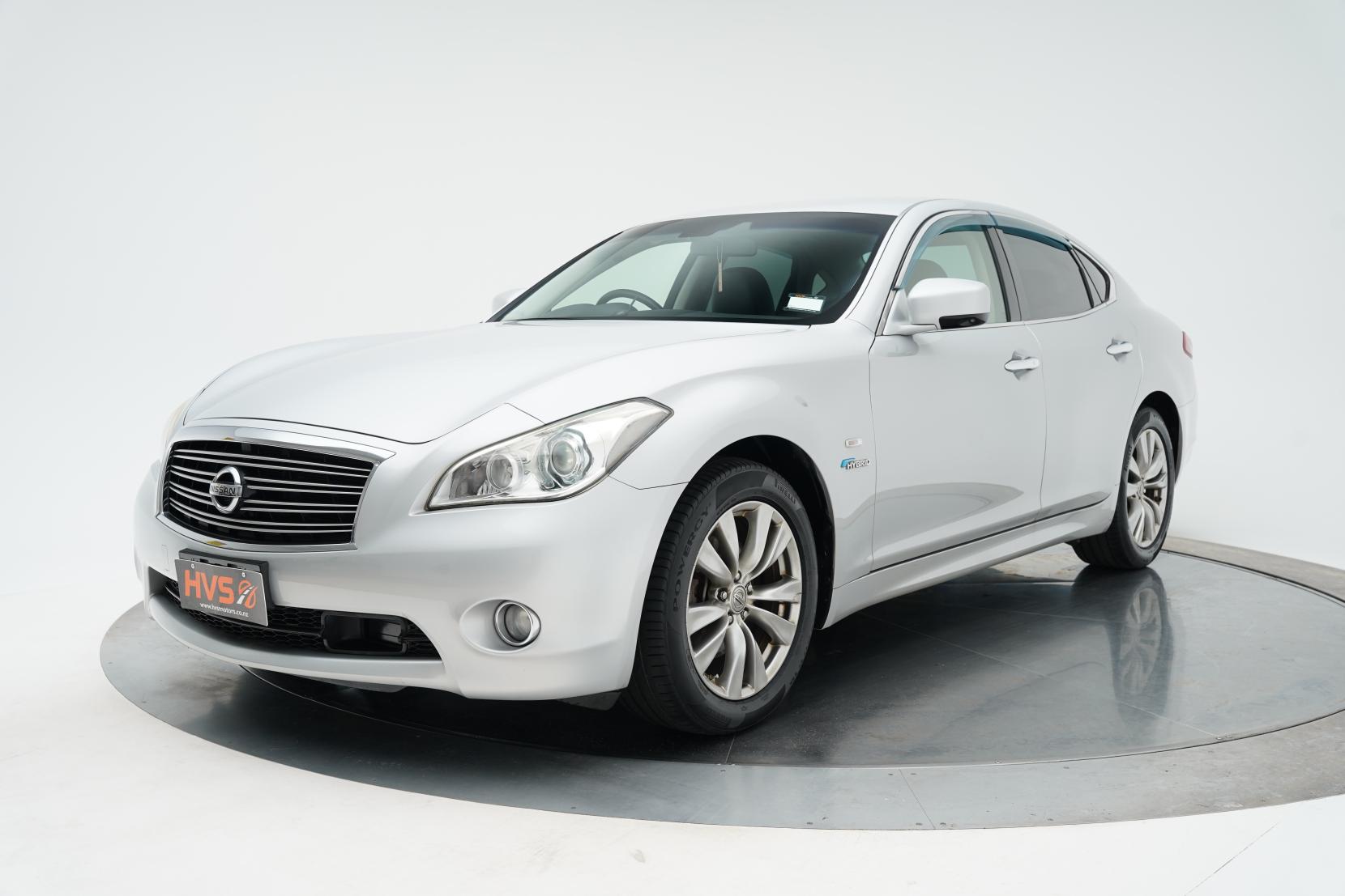 Nissan Fuga HYBRID