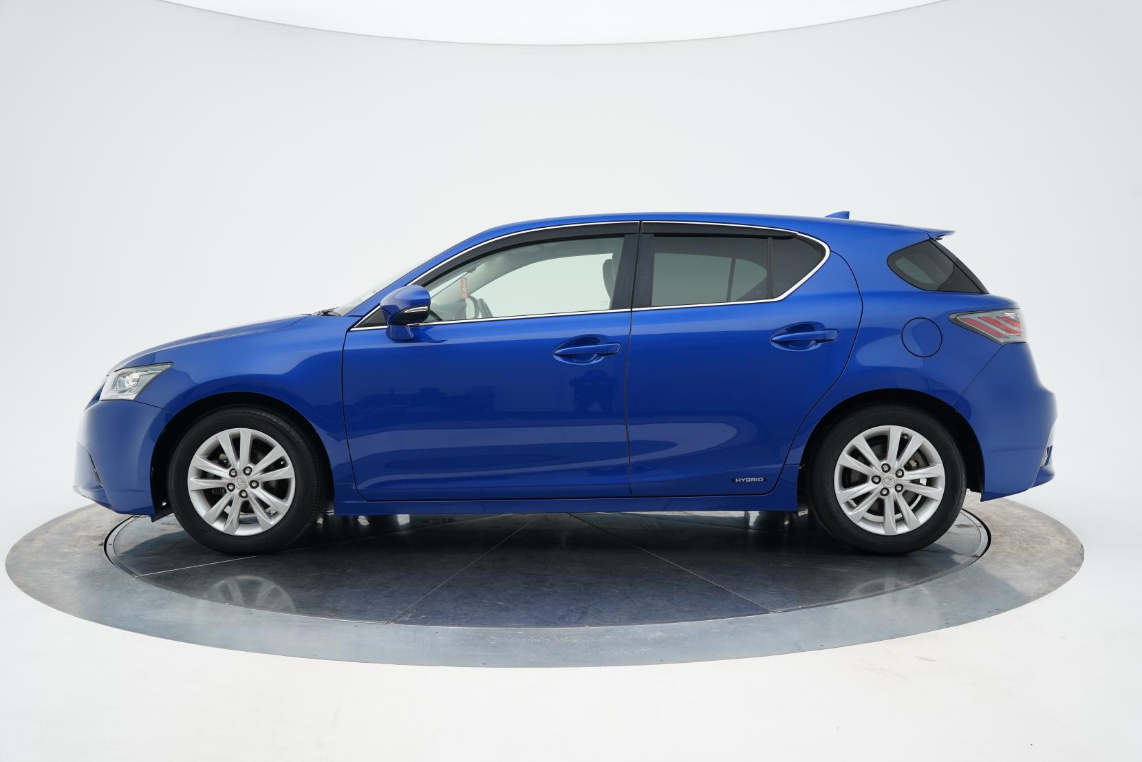 Lexus CT 200h 1.8 HYBRID Version C