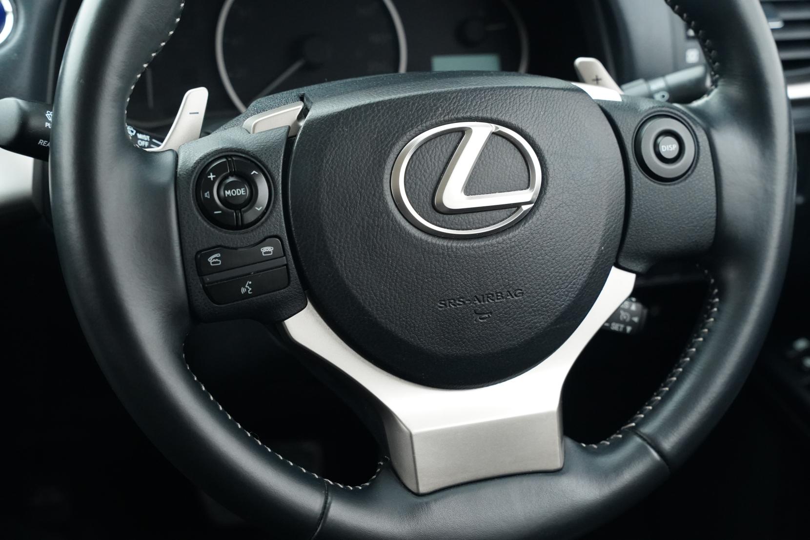 Lexus CT 200h 1.8 HYBRID Version C