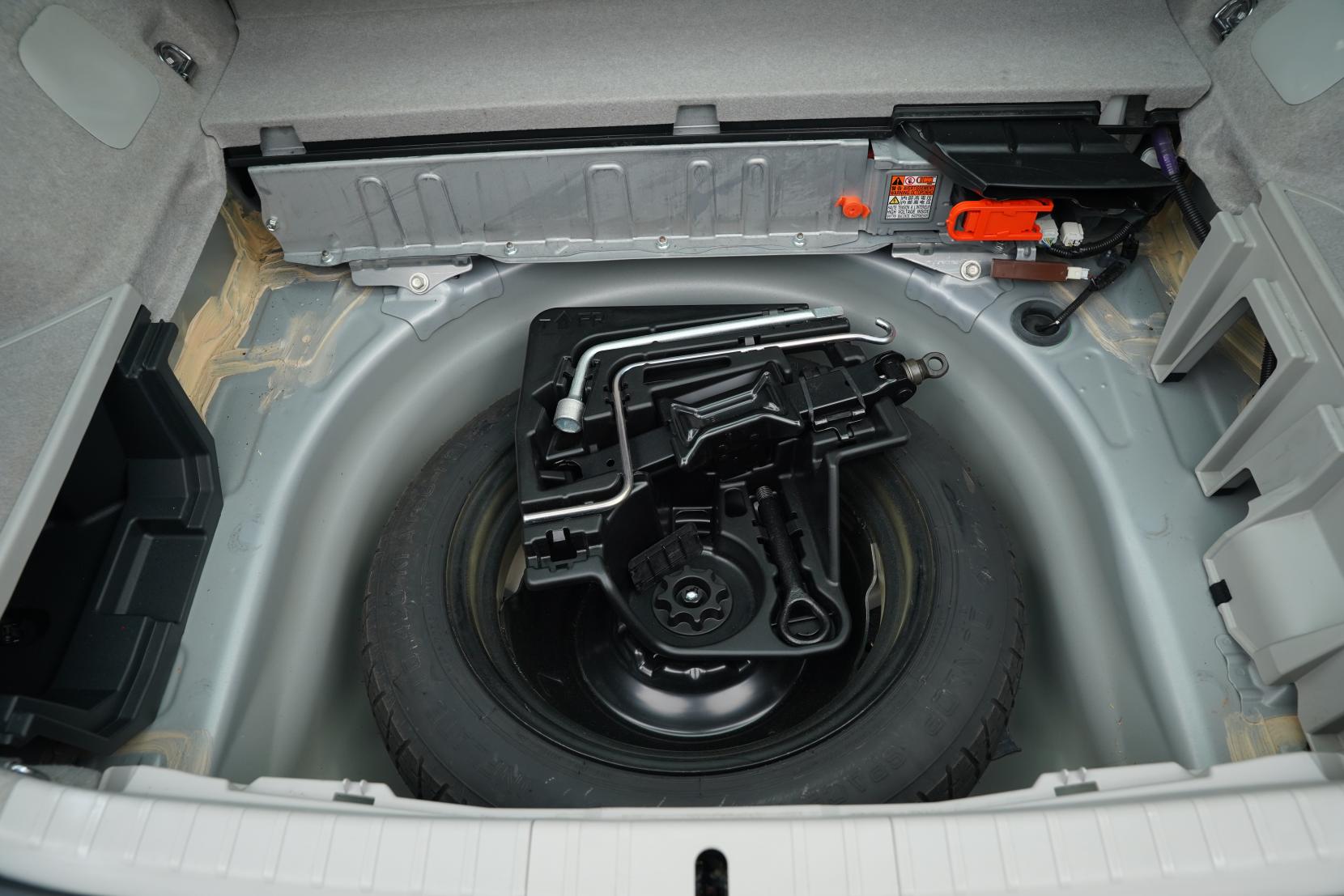 Toyota Prius 1.8 Hybrid S