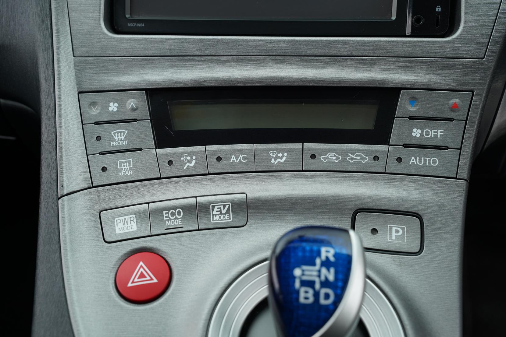 Toyota Prius 1.8 Hybrid S
