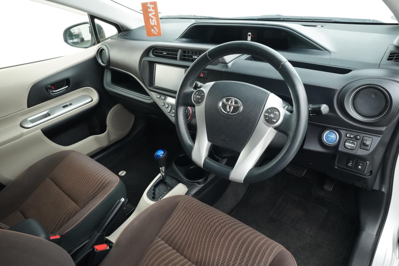 Toyota Aqua 1.5 G PUSH START