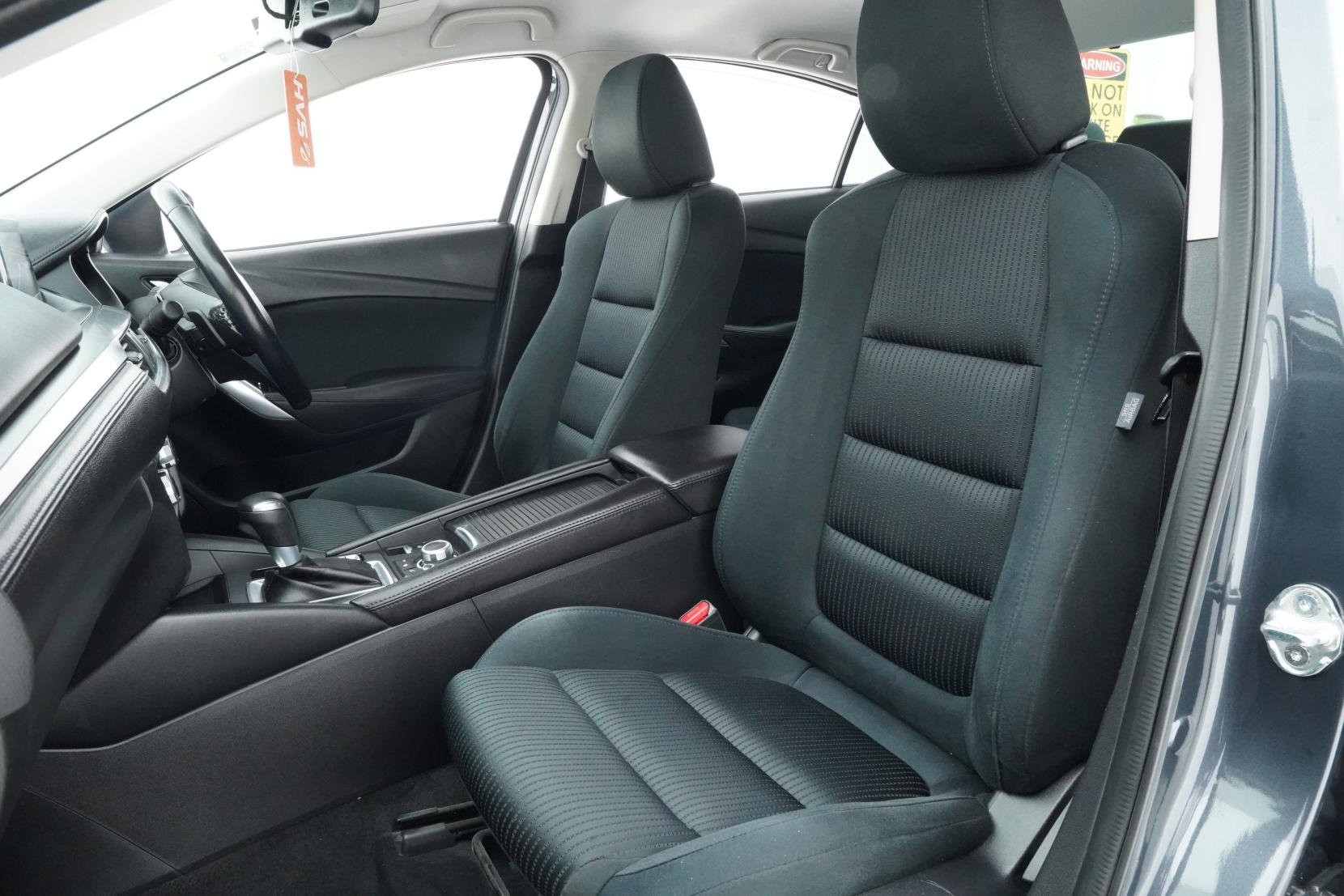 Mazda Atenza 2.0 20S 