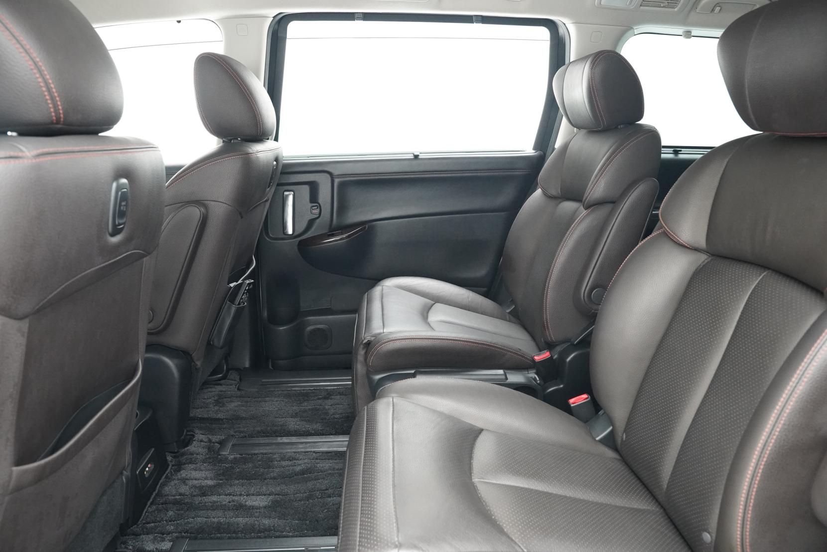 Nissan Elgrand 4WD 350 HIGHWAY STAR PREMIUM