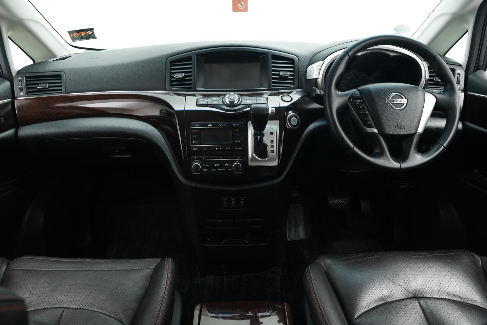 Nissan Elgrand 4WD 350 HIGHWAY STAR PREMIUM