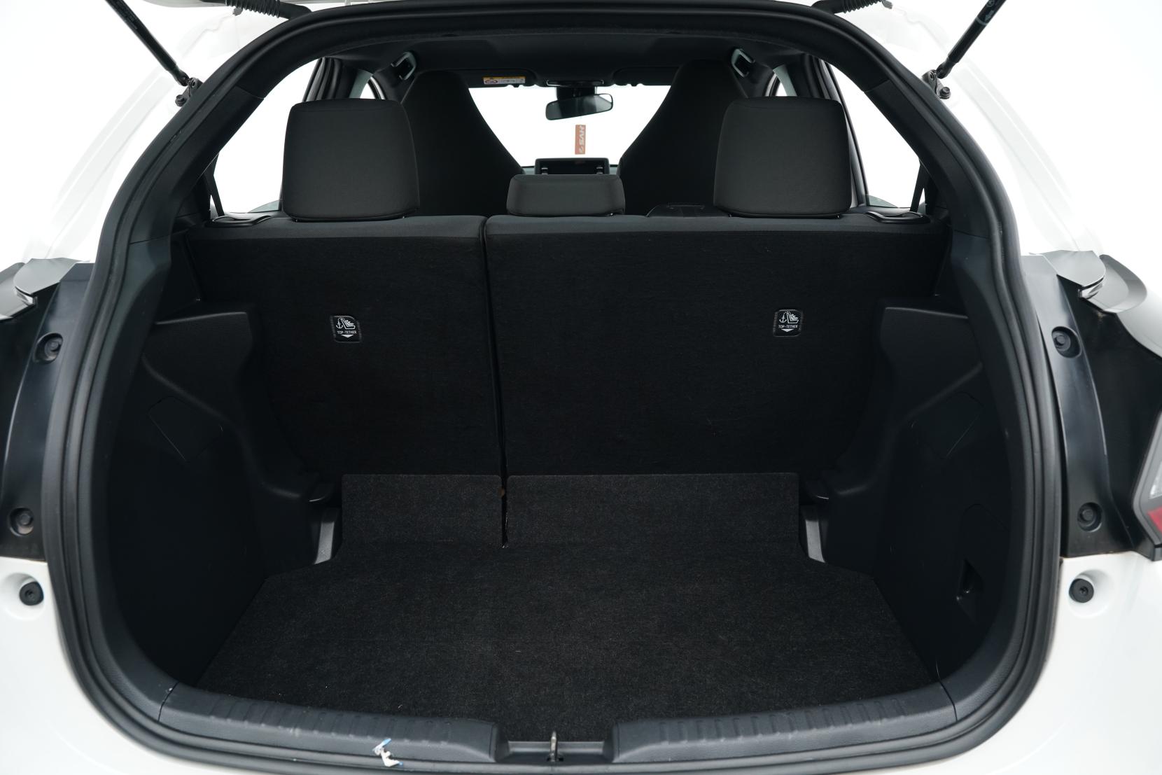 Toyota Yaris 1.5 Hybrid X