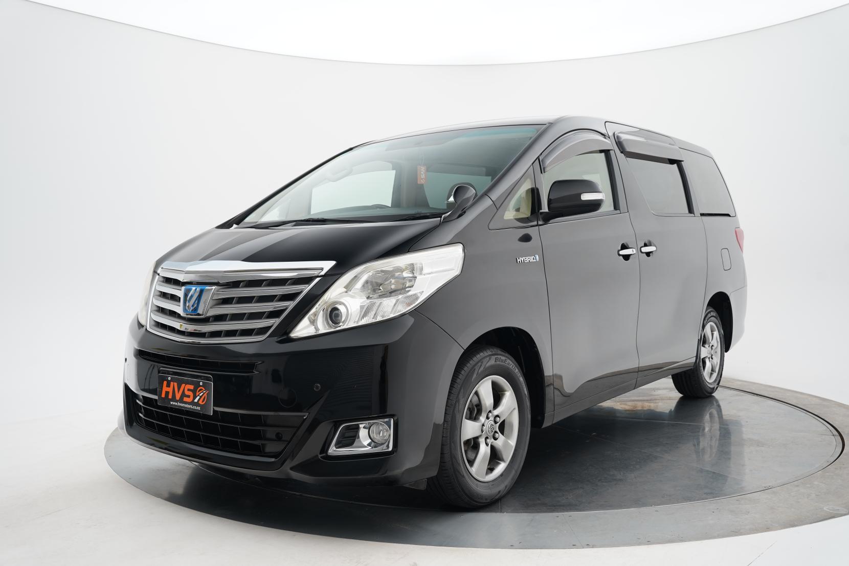 Toyota Alphard 2.4 Hybrid X 4WD