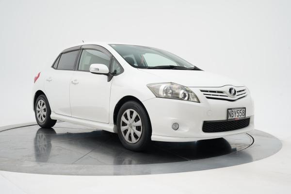 Toyota Auris 1.8 1.8L Hatch