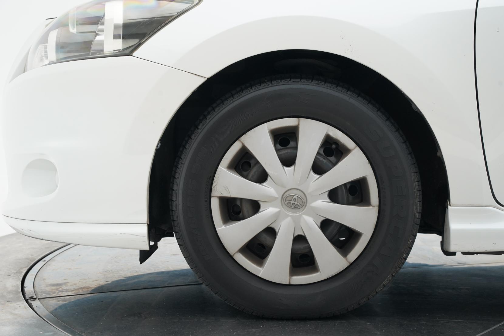 Toyota Auris 1.8 1.8L Hatch