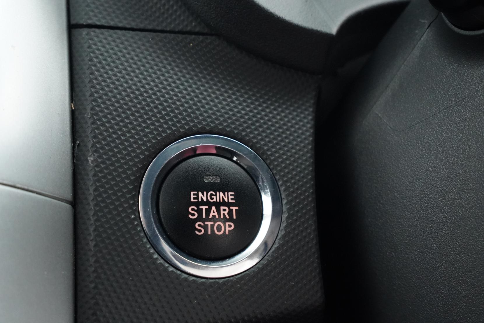 Toyota Auris 1.8 1.8L Hatch