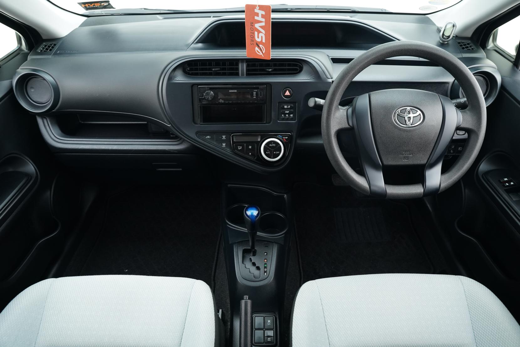 Toyota Aqua 1.5 L