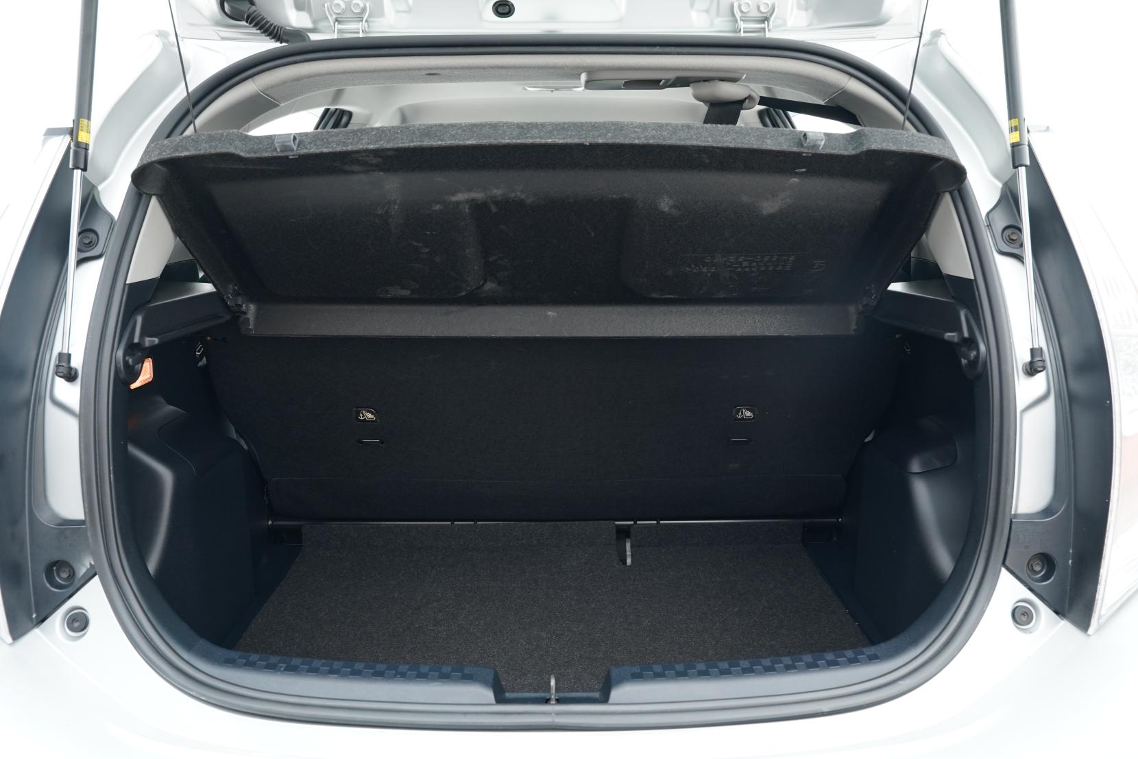 Toyota Aqua 1.5 L