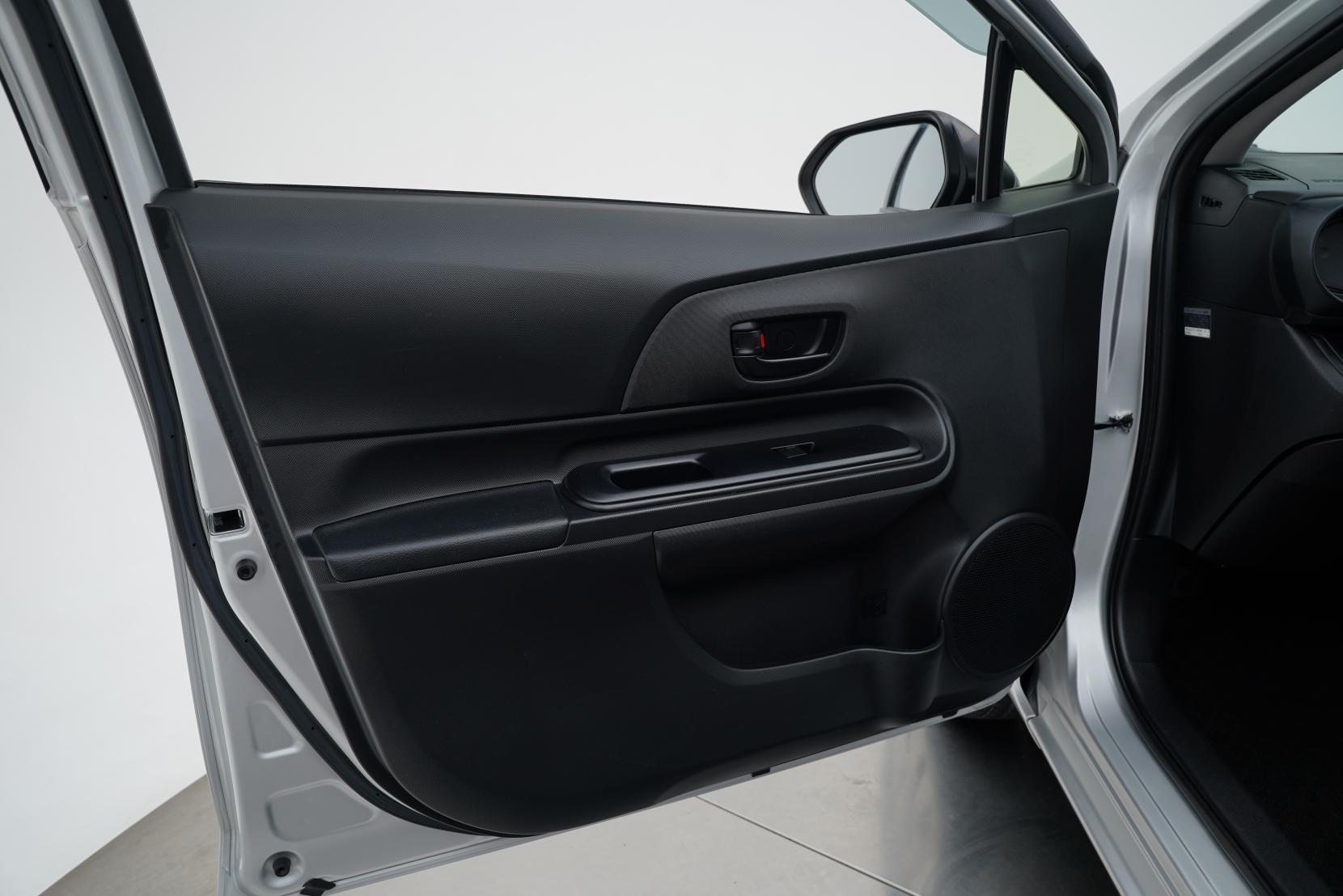 Toyota Aqua 1.5 L