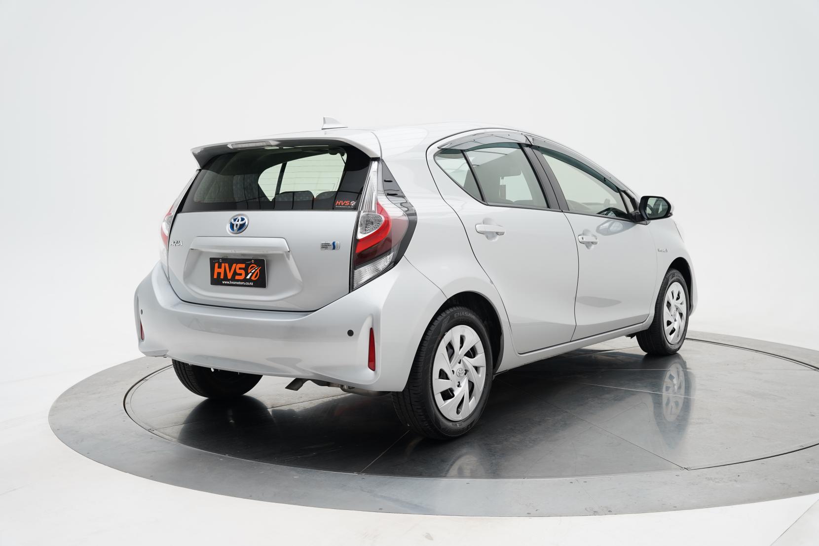 Toyota Aqua 1.5 L