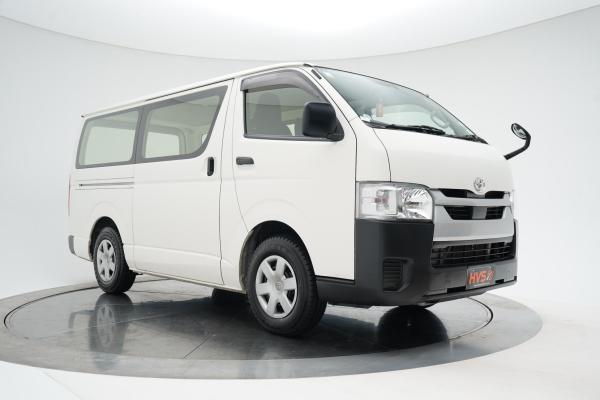 Toyota Hiace 2.8 Diesel 5 Door 