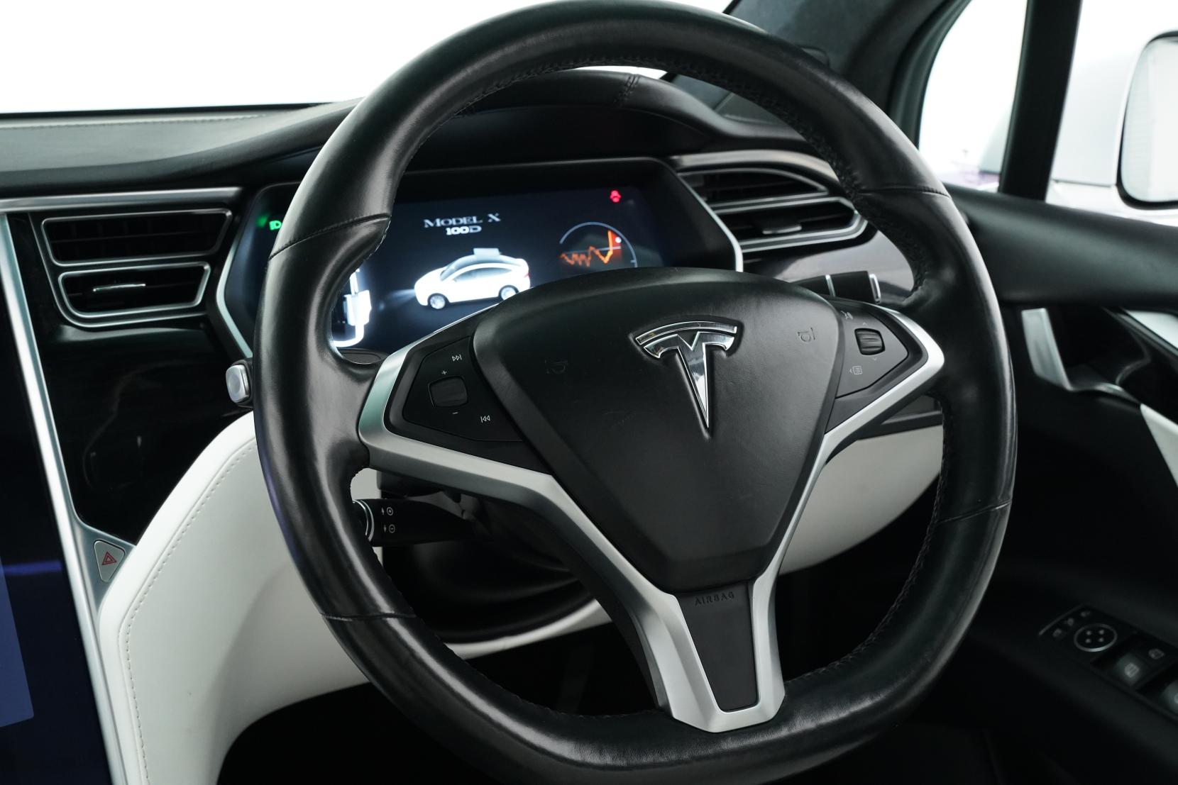 Tesla Model X 100D