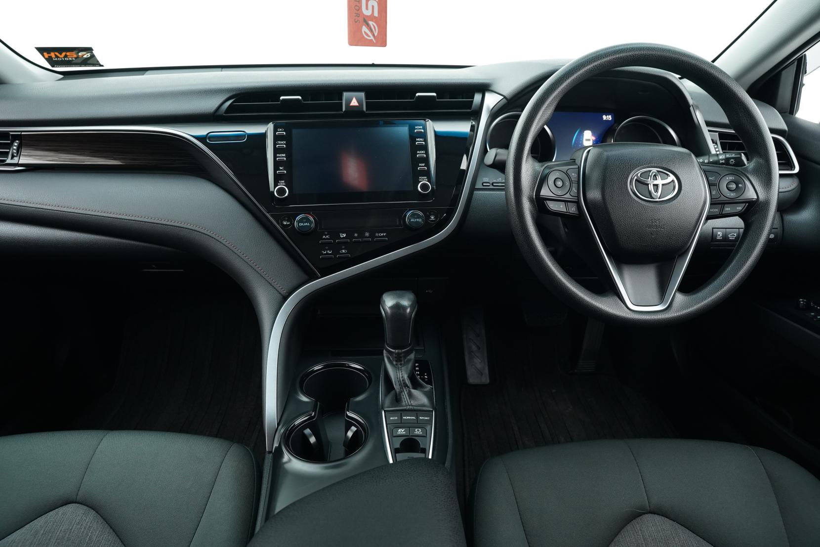 Toyota Camry Hybrid X