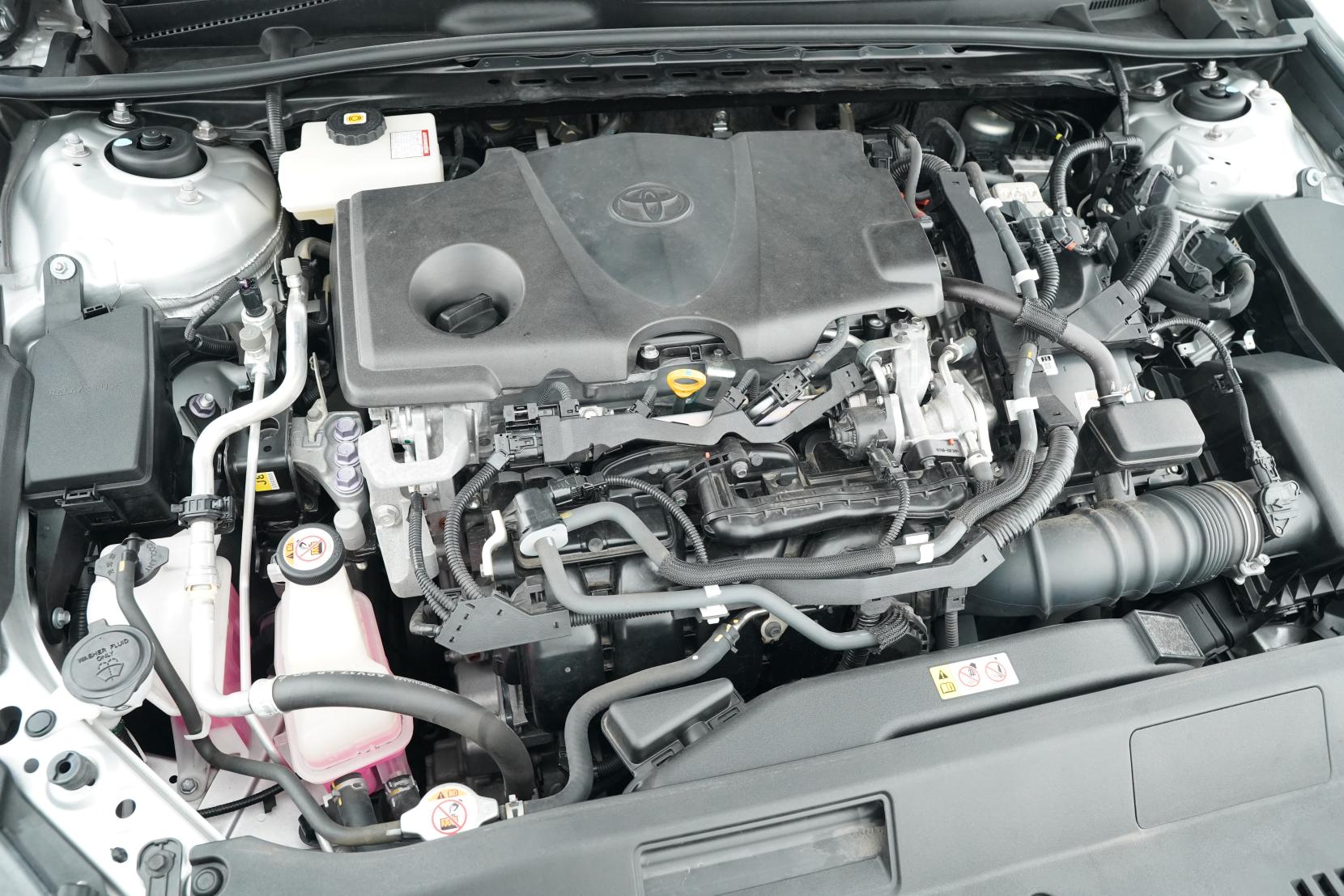 Toyota Camry Hybrid X