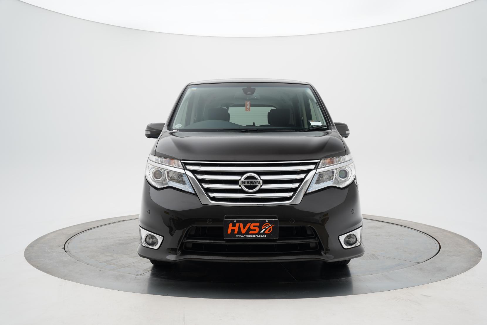 Nissan Serena 2.0 Hybrid Highway Star 8seats