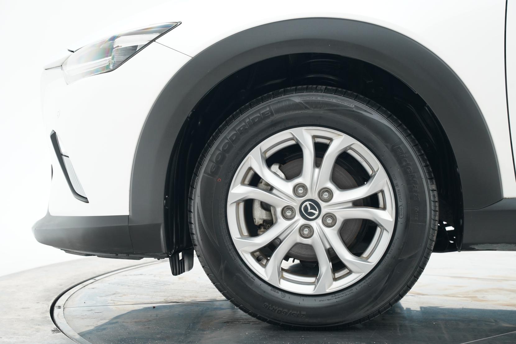 Mazda CX-3 20S