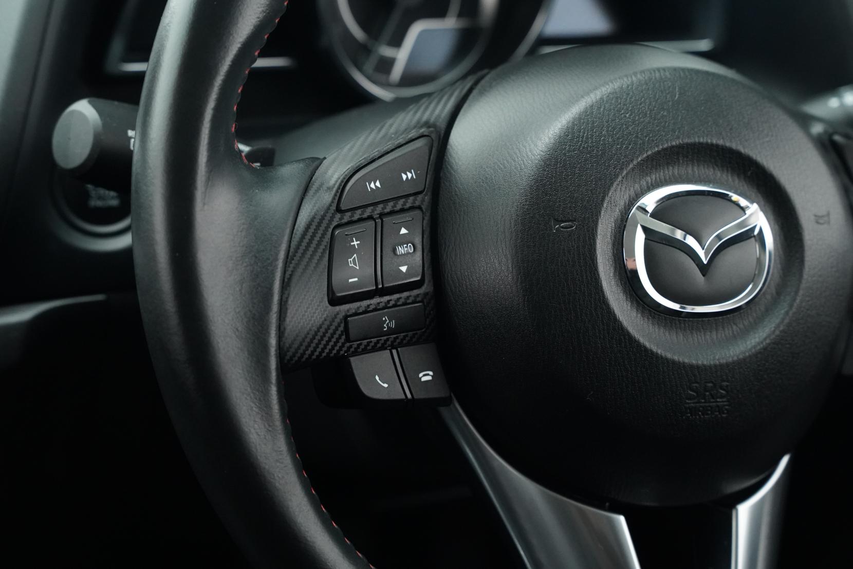 Mazda Axela 2.0 SPORT 20S TOURING