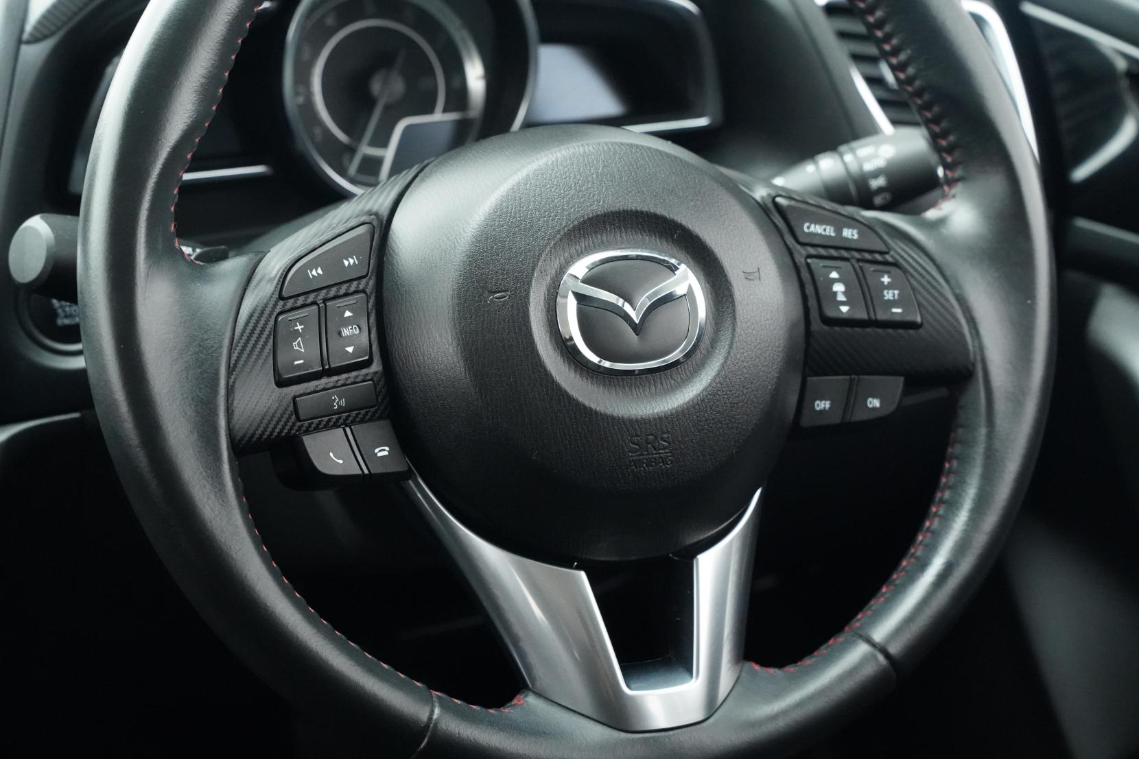 Mazda Axela 2.0 SPORT 20S TOURING
