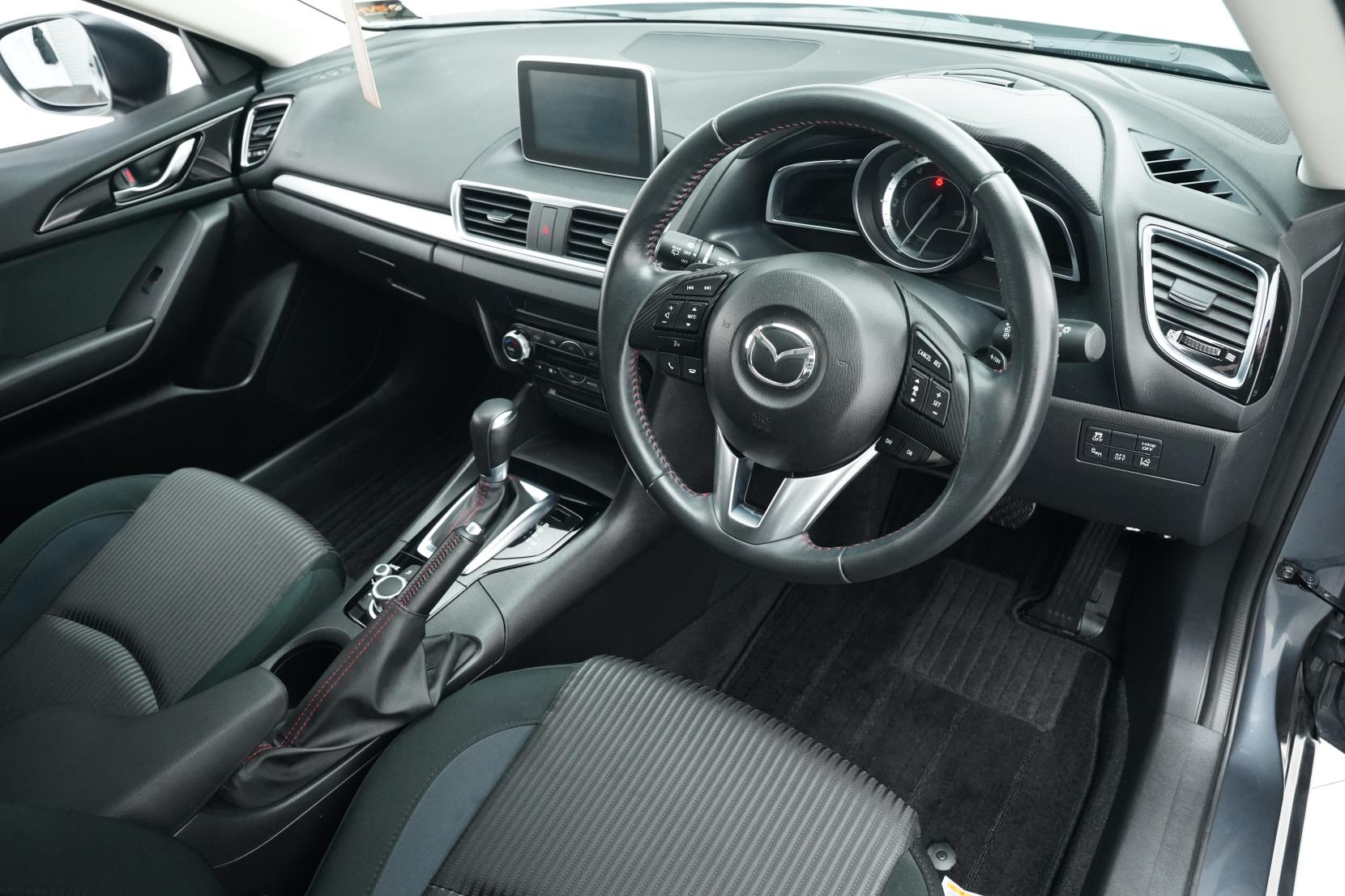 Mazda Axela 2.0 SPORT 20S TOURING