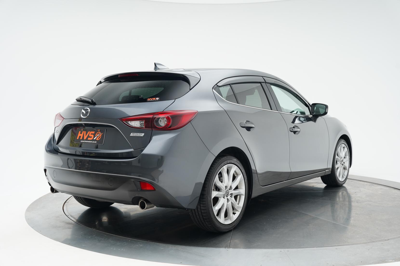 Mazda Axela 2.0 SPORT 20S TOURING