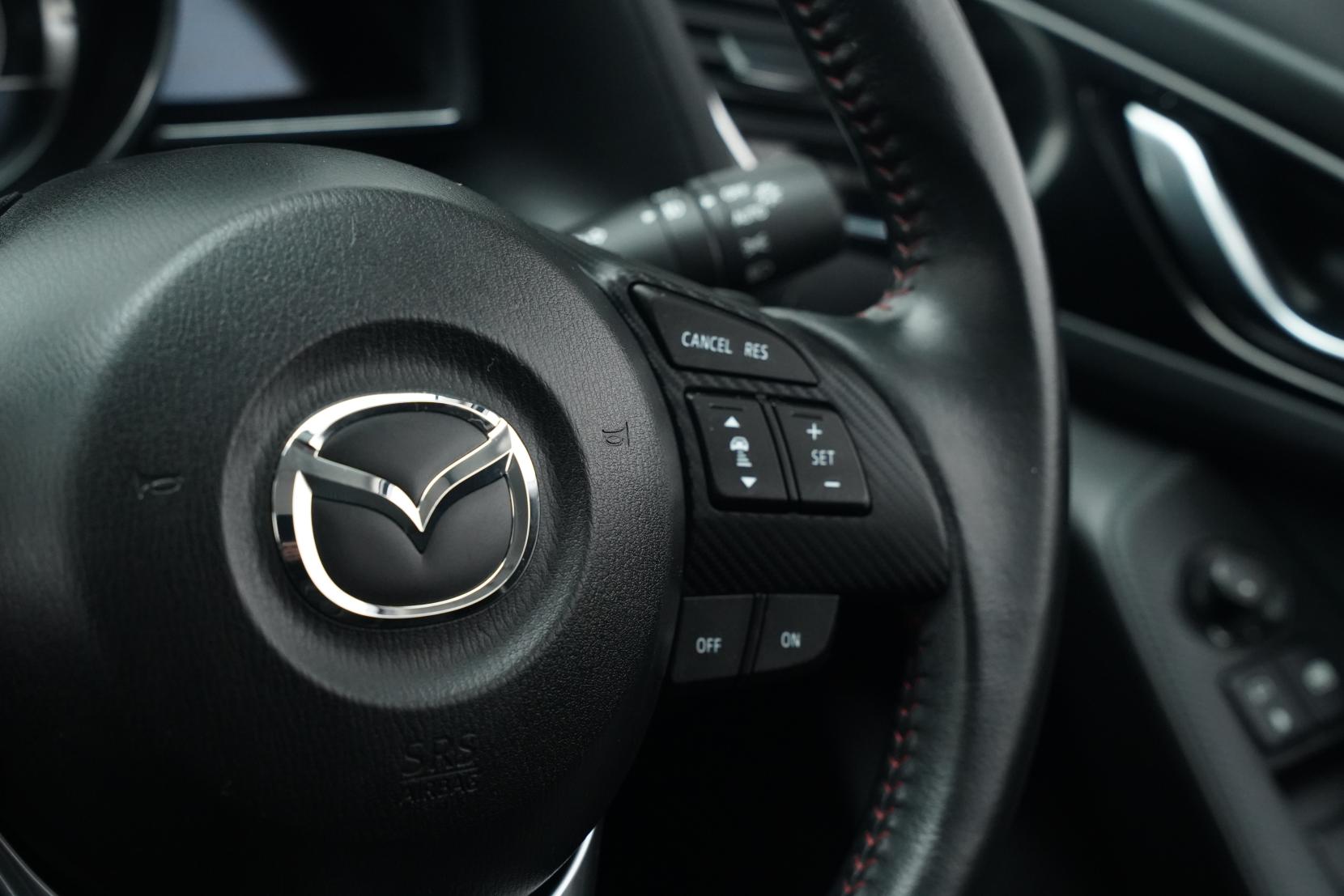 Mazda Axela 2.0 SPORT 20S TOURING