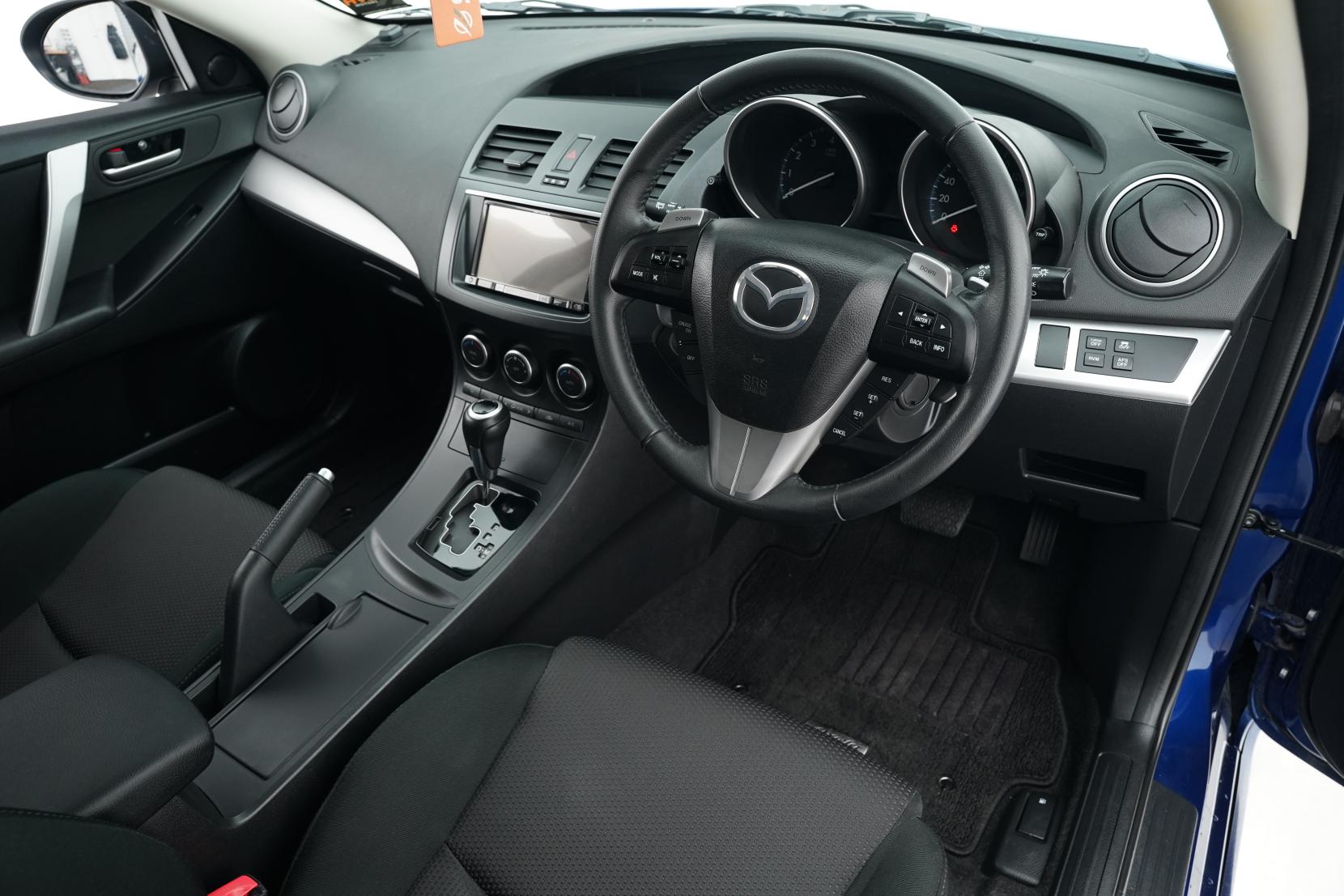 Mazda Axela 2.0 Sport 20S Skyactiv
